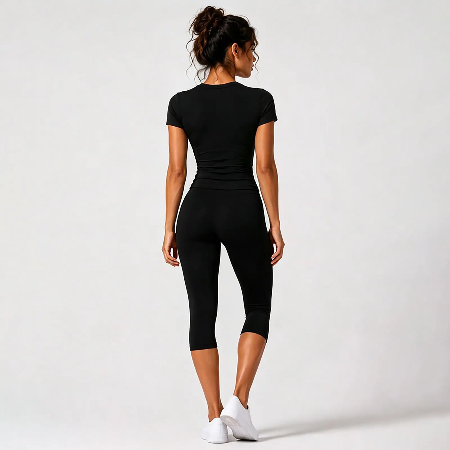JGS1996 Women's Sporty 2-Piece Activewear Set – Solid Round Neck Crop Top & High-Waisted Three-Quarter Leggings for Yoga, Fitness, and Running, Breathable and Comfortable Summer Tracksuit