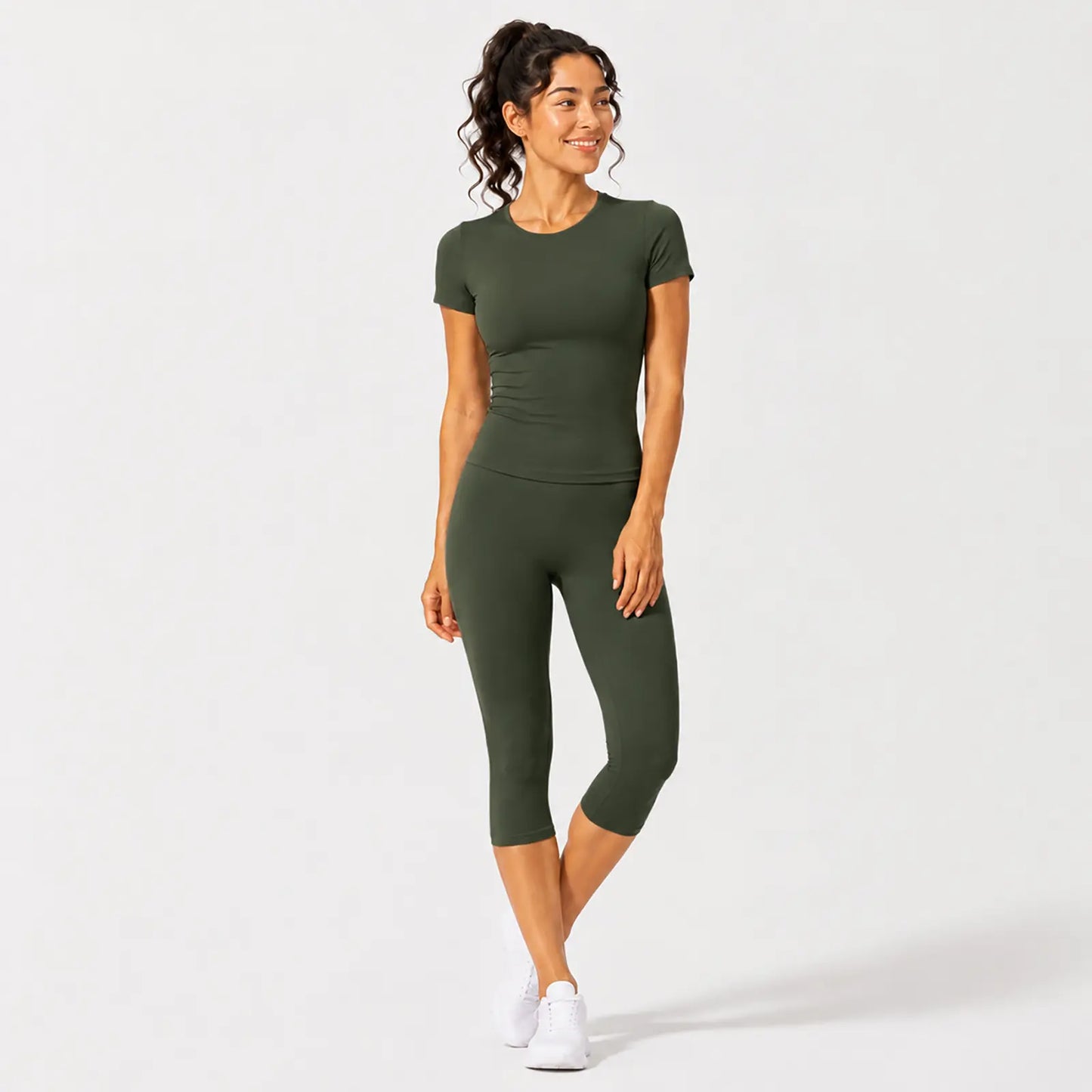 JGS1996 Women's Sporty 2-Piece Activewear Set – Solid Round Neck Crop Top & High-Waisted Three-Quarter Leggings for Yoga, Fitness, and Running, Breathable and Comfortable Summer Tracksuit
