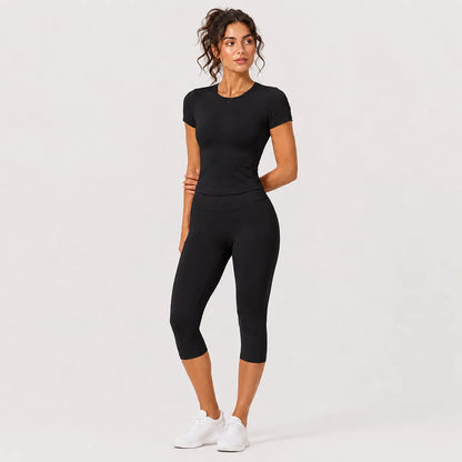 JGS1996 Women's Sporty 2-Piece Activewear Set – Solid Round Neck Crop Top & High-Waisted Three-Quarter Leggings for Yoga, Fitness, and Running, Breathable and Comfortable Summer Tracksuit