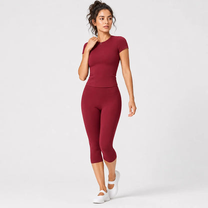 JGS1996 Women's Sporty 2-Piece Activewear Set – Solid Round Neck Crop Top & High-Waisted Three-Quarter Leggings for Yoga, Fitness, and Running, Breathable and Comfortable Summer Tracksuit