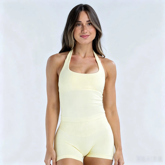 Women's Seamless Fitness Activewear Set - 2-Piece Halter Neck Top with Built-In Bra and High-Rise Shorts for Optimal Support and Comfort
